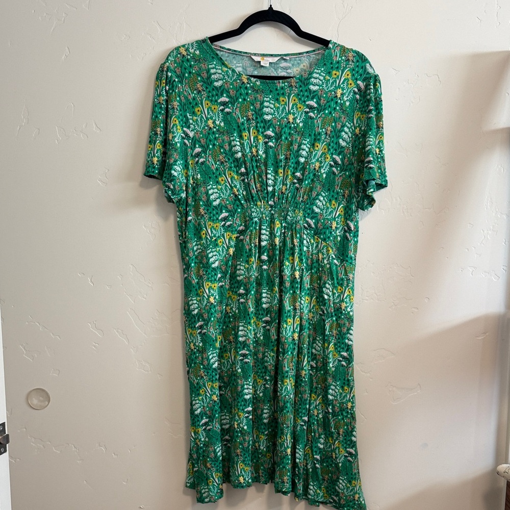 Boden Green Floral Midi Dress